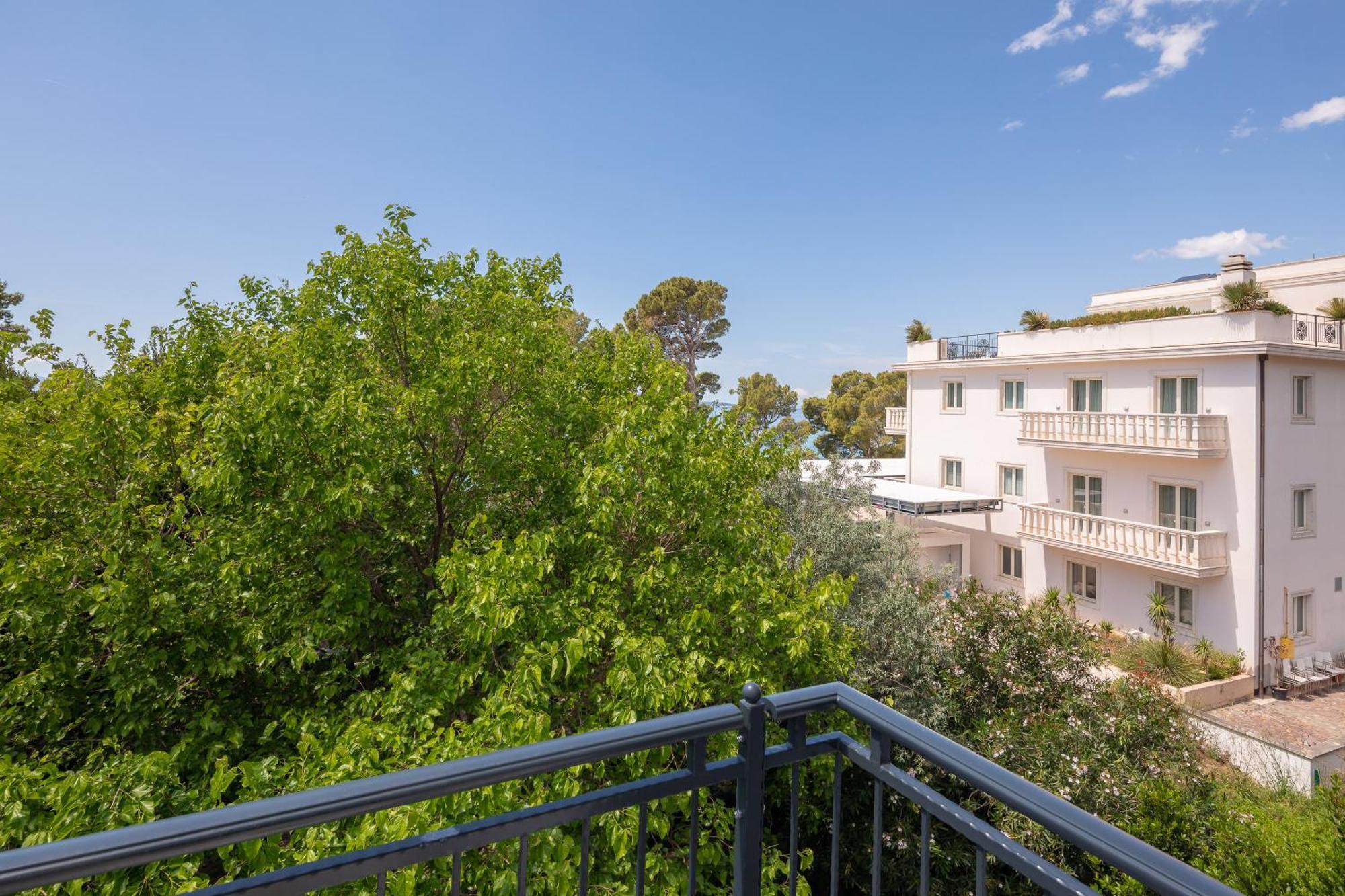 Beachfront Apartments Providenca With Free Parking Makarska Room photo